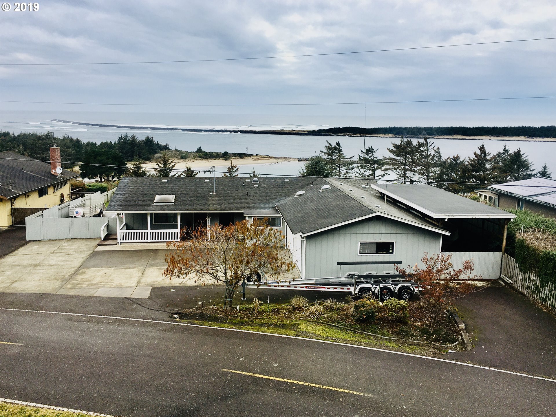 291 Sunset Drive Reedsport, OR 97467 - Photo 1 of 24 Gallery Image 1
