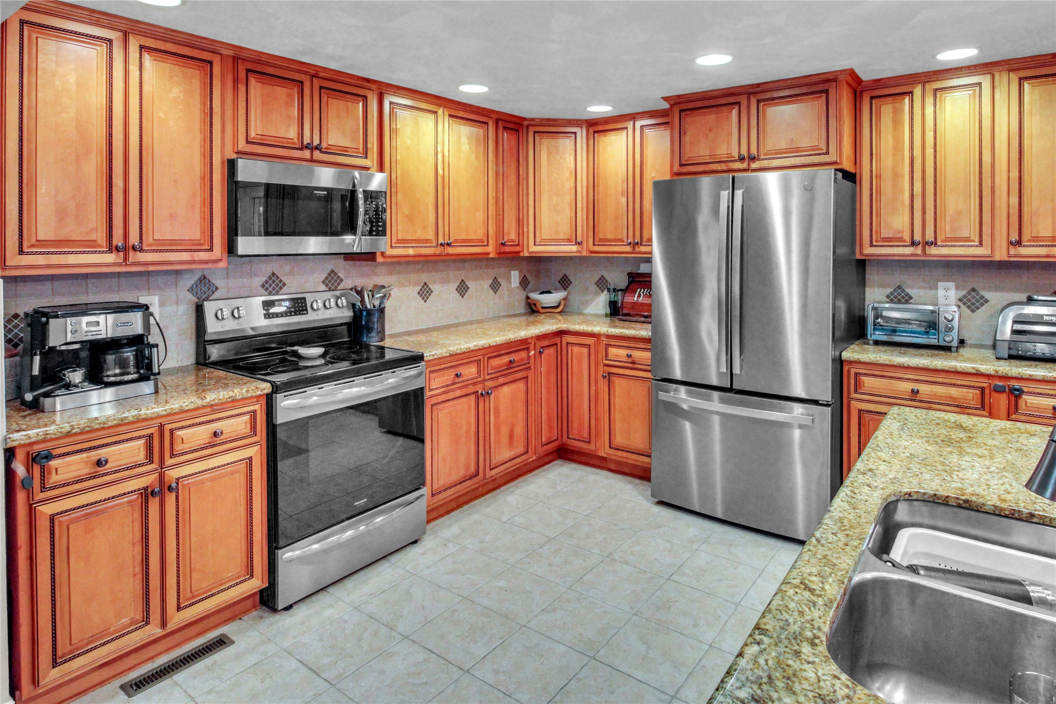 1540 Rita Road Vestal, NY 13850 - Photo 12 of 50 Gallery Image 12
