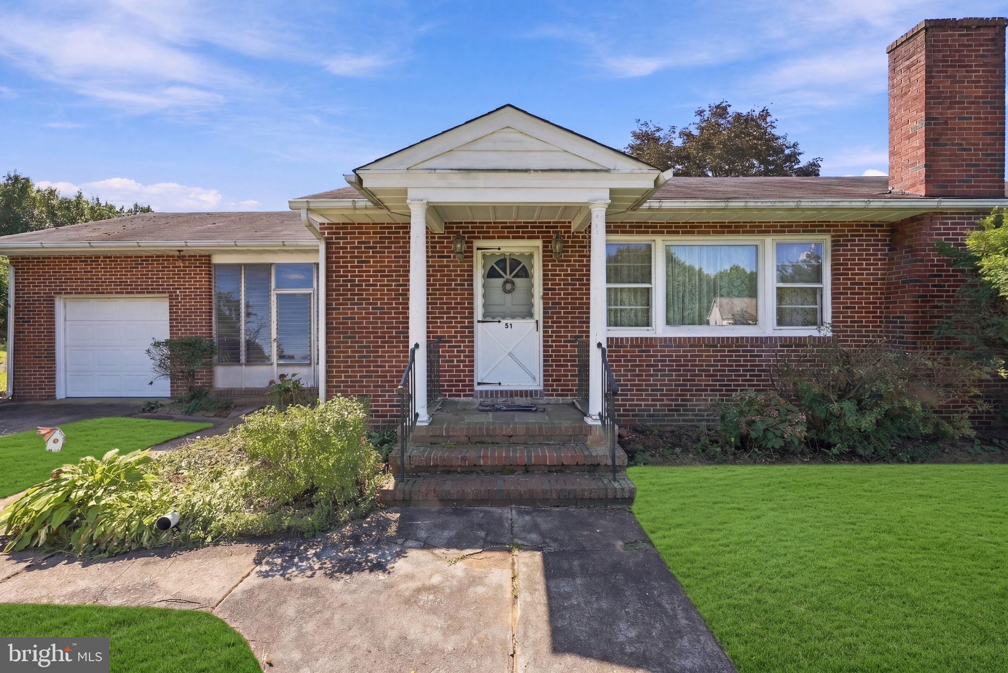 51 Quaker Road Mickleton, NJ 08056 - Photo 2 of 25 Gallery Image 2