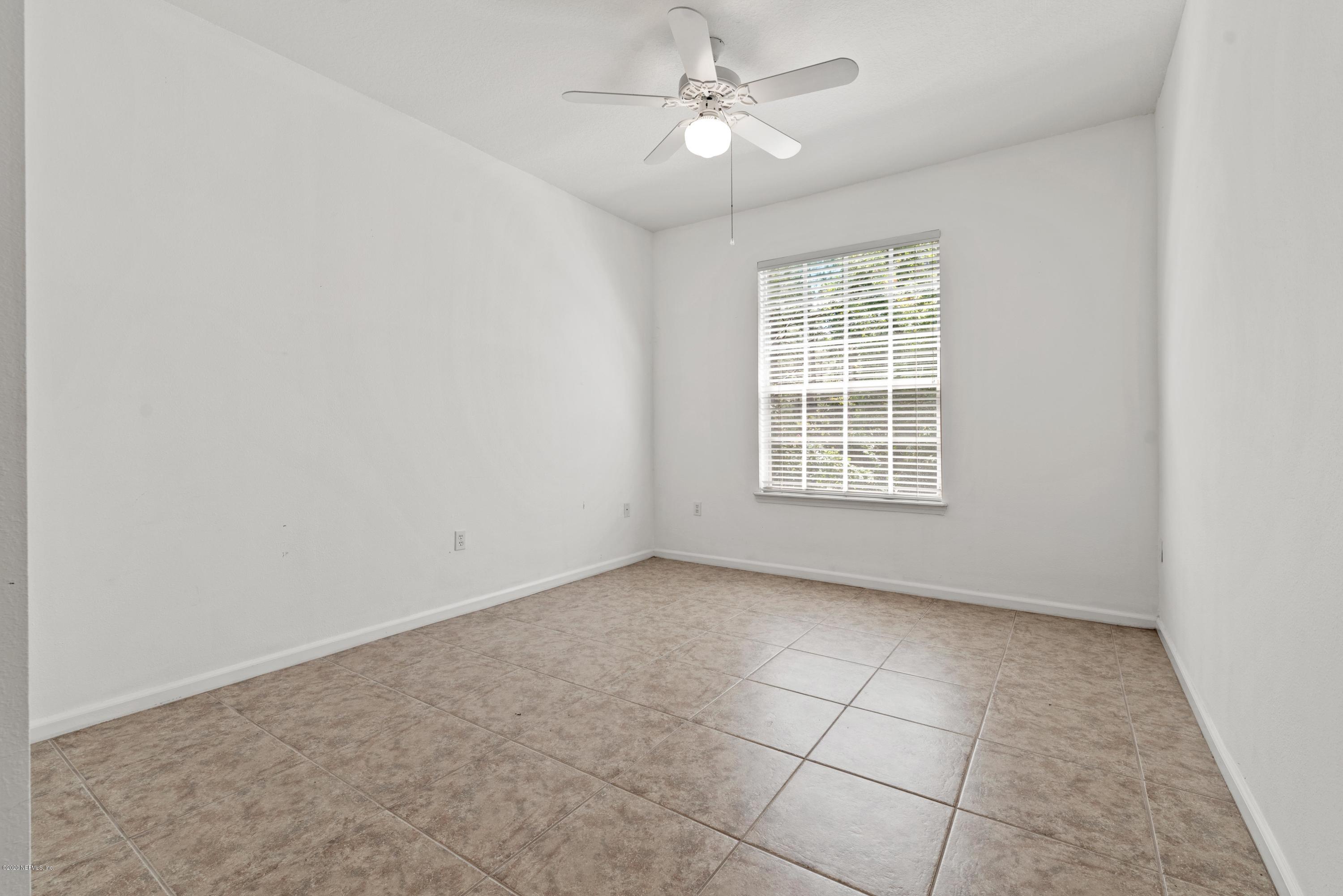 10550 Baymeadows Road, Unit 613 Jacksonville, FL 32256 - Photo 12 of 27 Owner's Bedroom