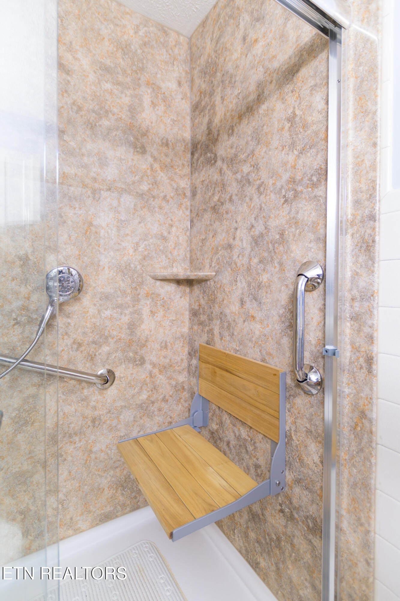 6111 Manchester Road Knoxville, TN 37920 - Photo 11 of 31 untitled-16