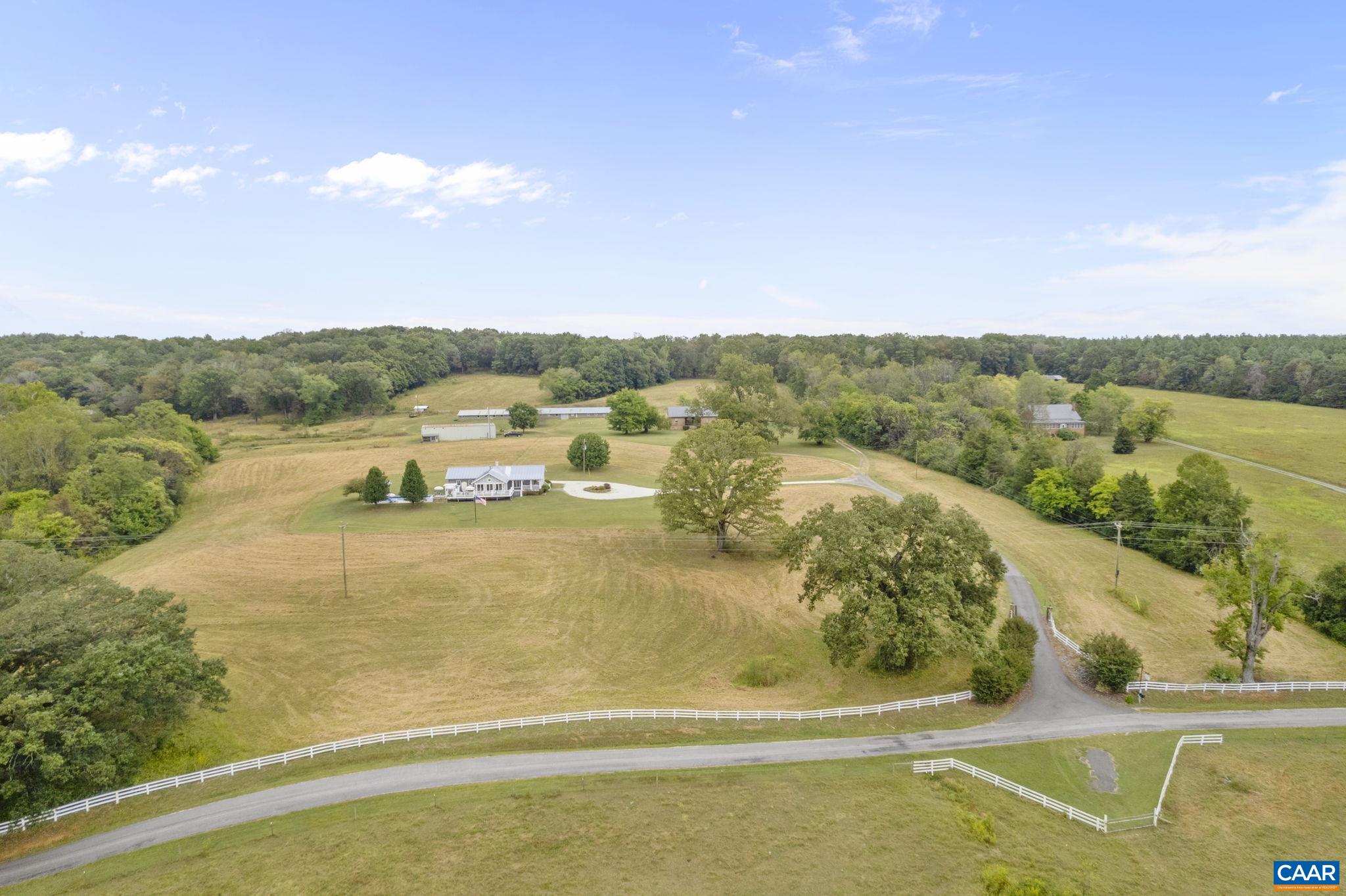 12189 Norwood Road Wingina, VA 24599 - Photo 4 of 75