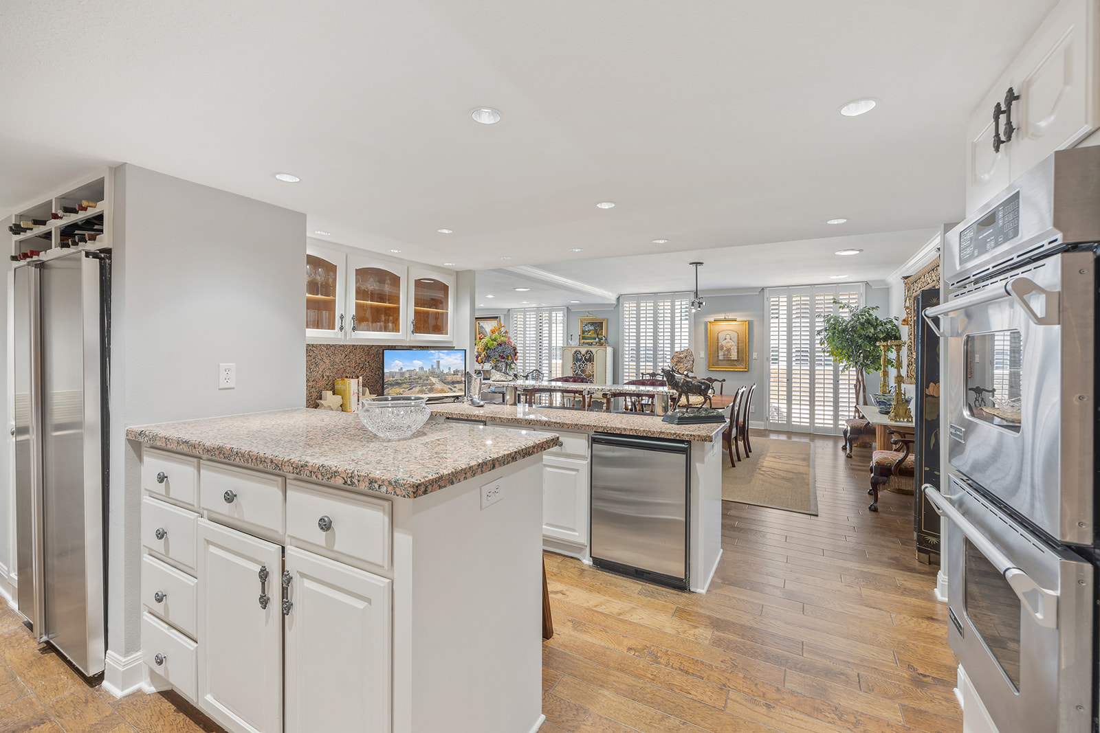 1122 Colorado Street, Unit 1004 Austin, TX 78701 - Photo 11 of 30