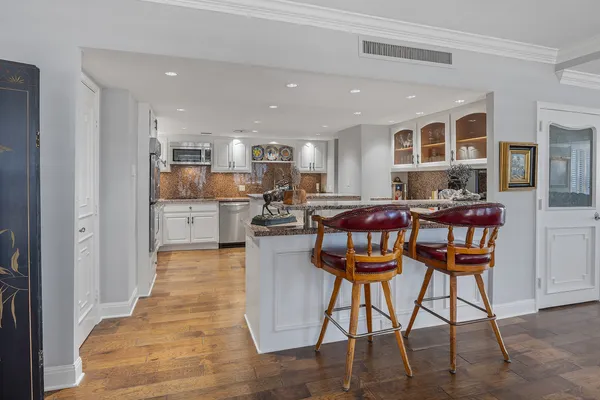 $1,495,000 | 1122 Colorado Street, Unit 1004, Austin, TX 78701