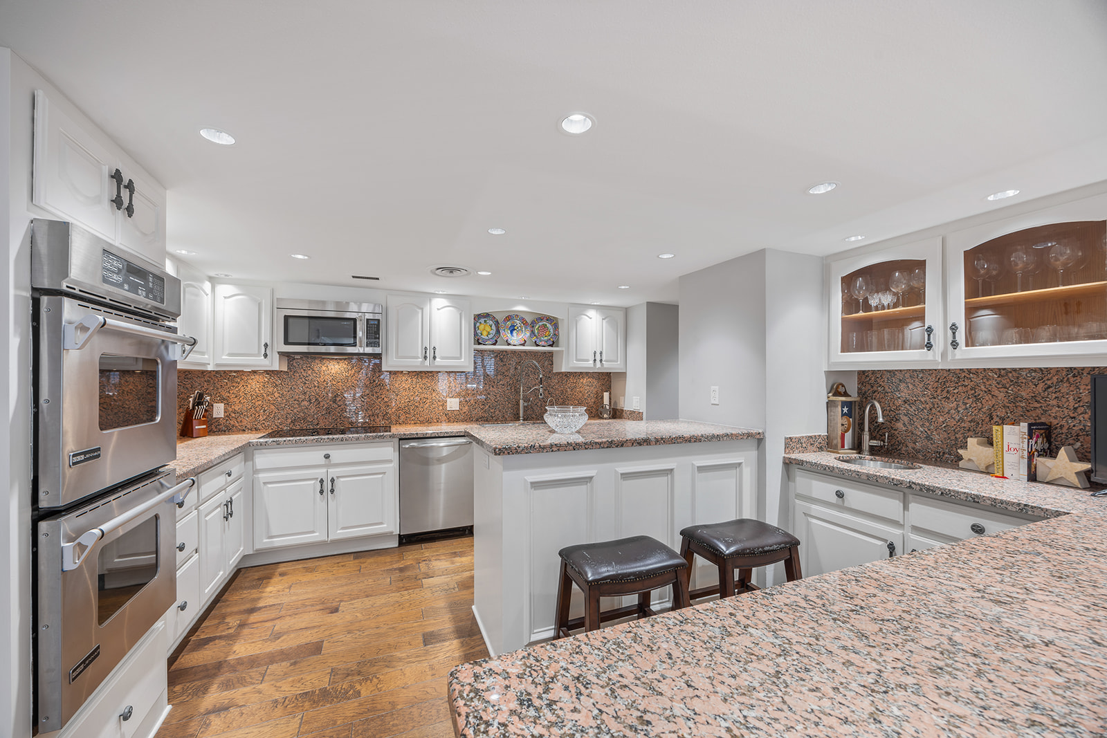 1122 Colorado Street, Unit 1004 Austin, TX 78701 - Photo 10 of 30