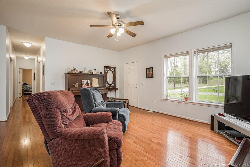 9055 Voyles Road Pekin, IN 47165 - Photo 7 of 42 Gallery Image 7