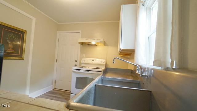 700 Glascock Street Raleigh, NC 27604 - Photo 9 of 21 a room with storage and utility