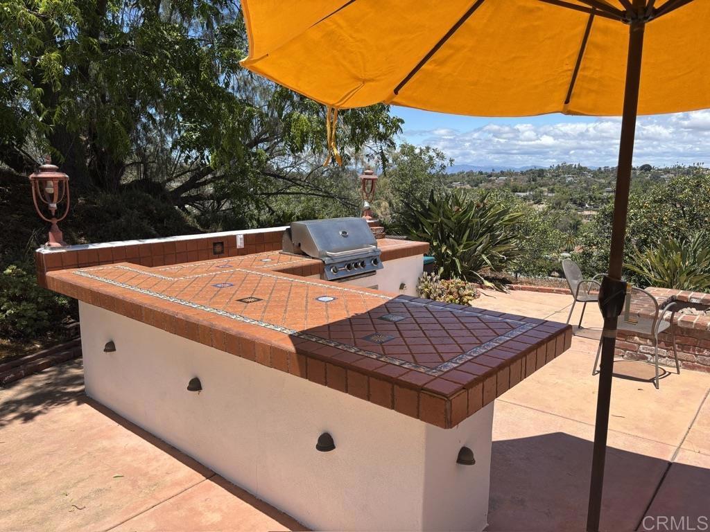 1825 Kent Place Vista, CA 92084 - Photo 15 of 57