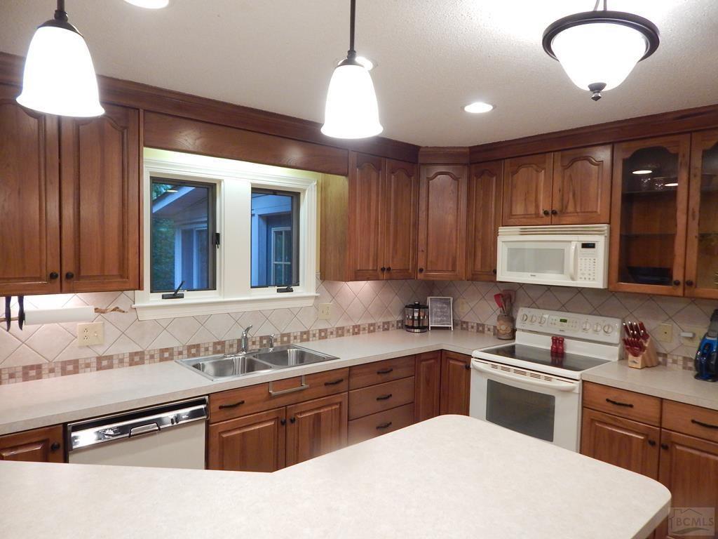 2052 Old Homeplace Road Connelly Springs, NC 28612 - Photo 11 of 36 Gallery Image 11
