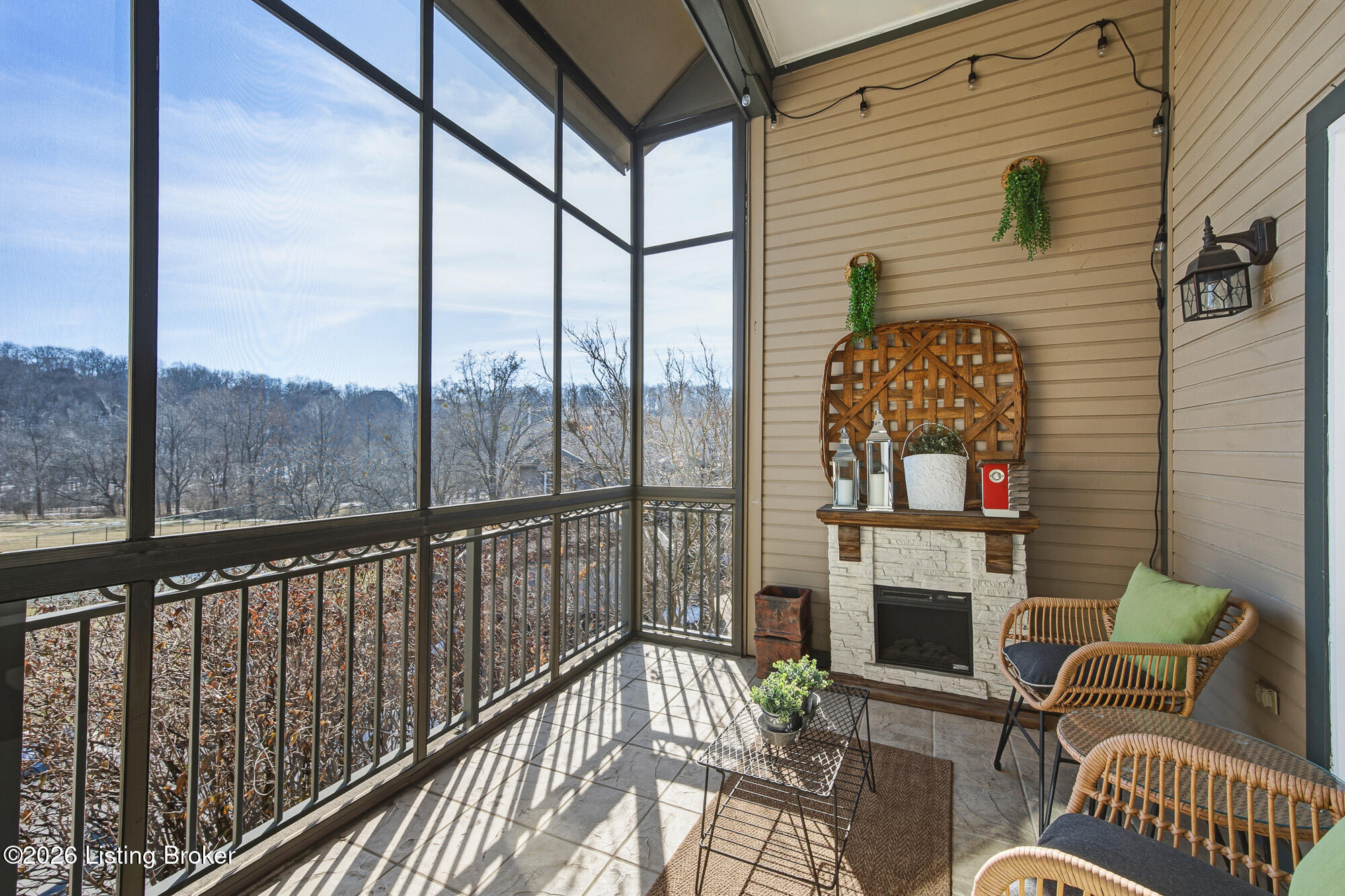6903 Ridge Run Circle Prospect, KY 40059 - Photo 15 of 39 6903 Ridge Run Cir-22