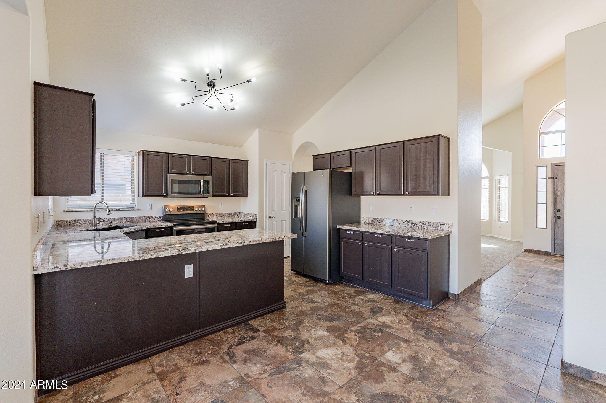 6604 West Briles Road Phoenix, AZ 85083 - Photo 8 of 34 Kitchen