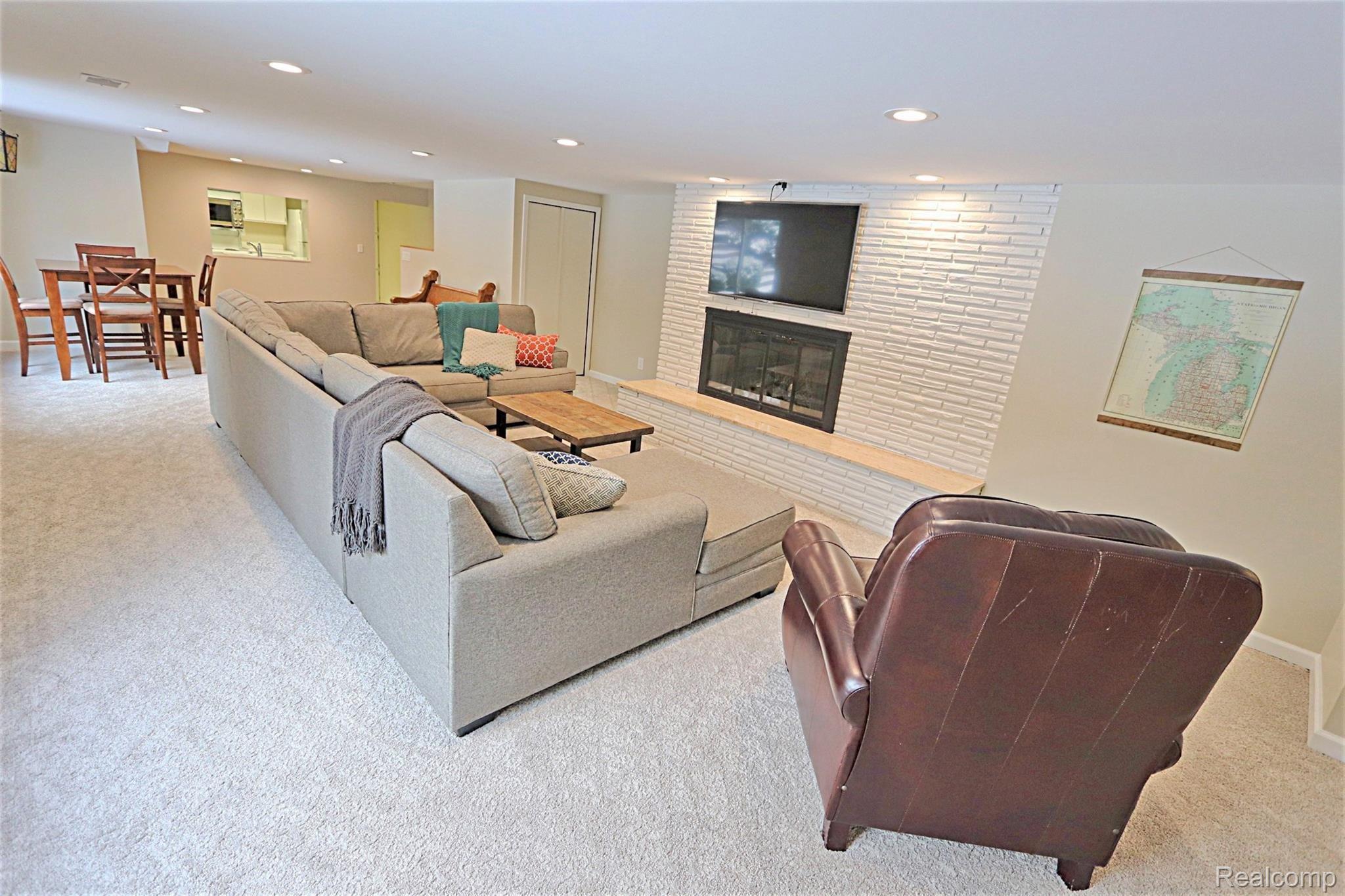 7141 Fairhill Road Bloomfield Hills, MI 48301 - Photo 29 of 47 Basement