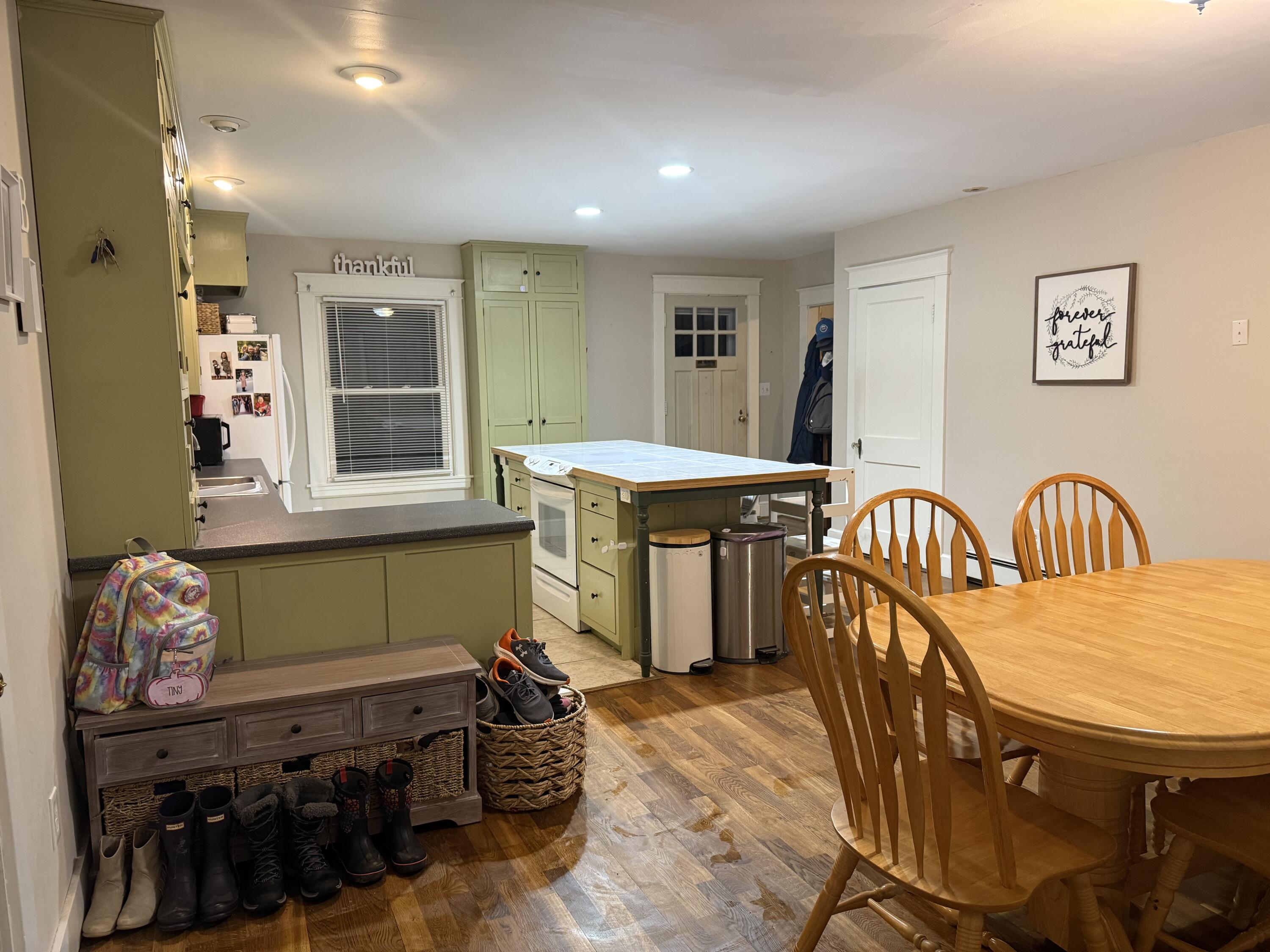 22 Central Avenue Waterville, ME 04901 - Photo 4 of 31 IMG_9710