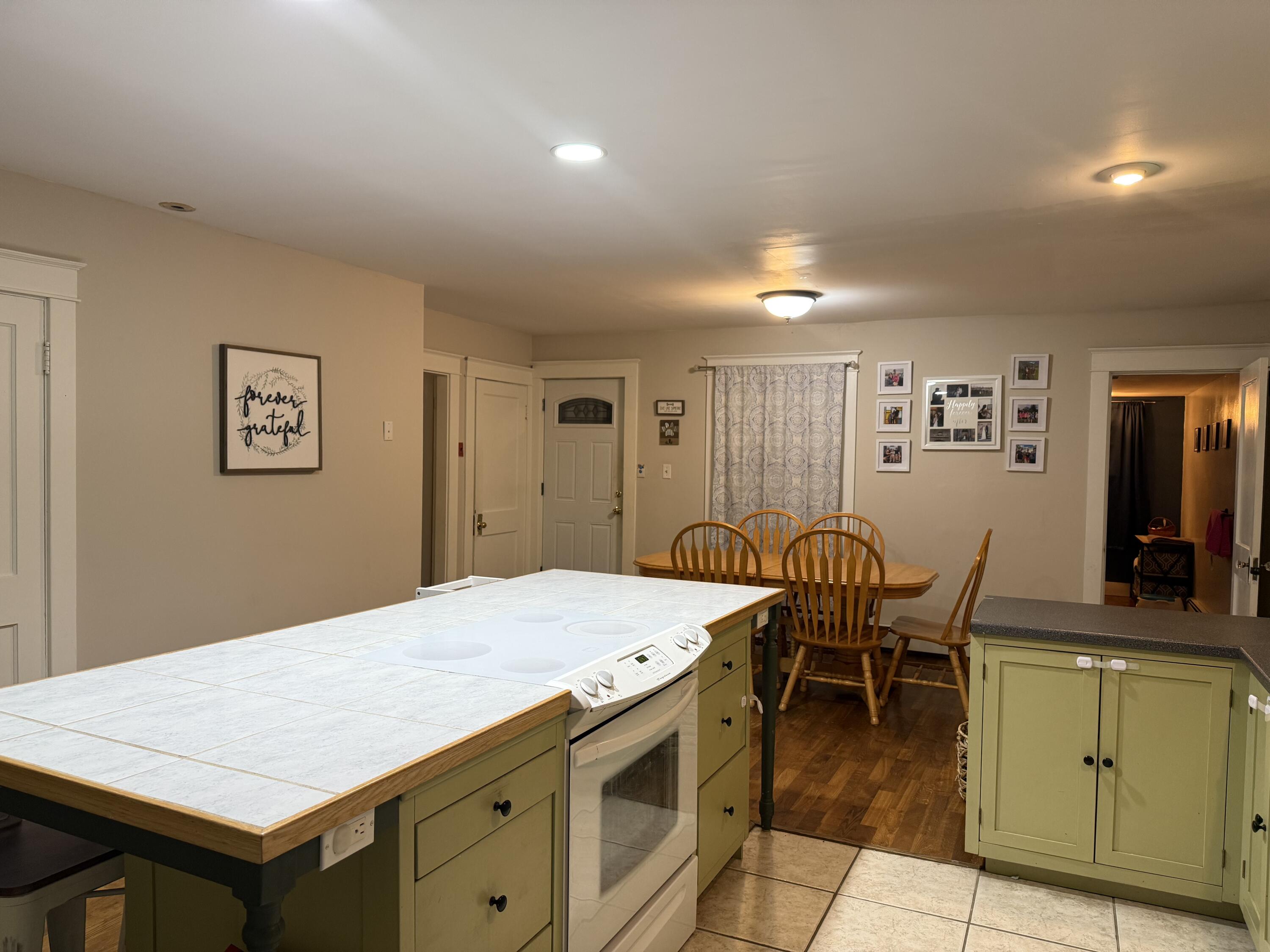 22 Central Avenue Waterville, ME 04901 - Photo 5 of 31 IMG_9712