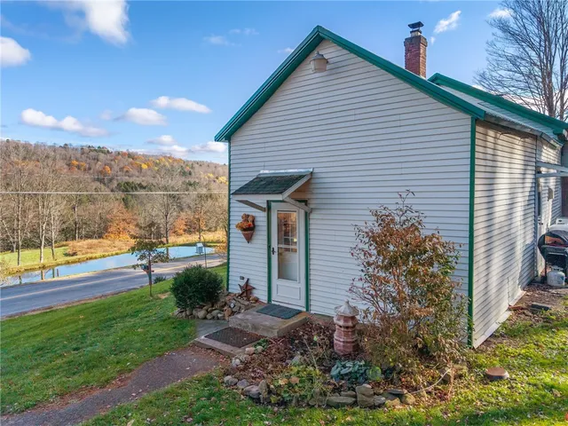 $322,000 | 1703 County Highway, Worcester, NY 12197