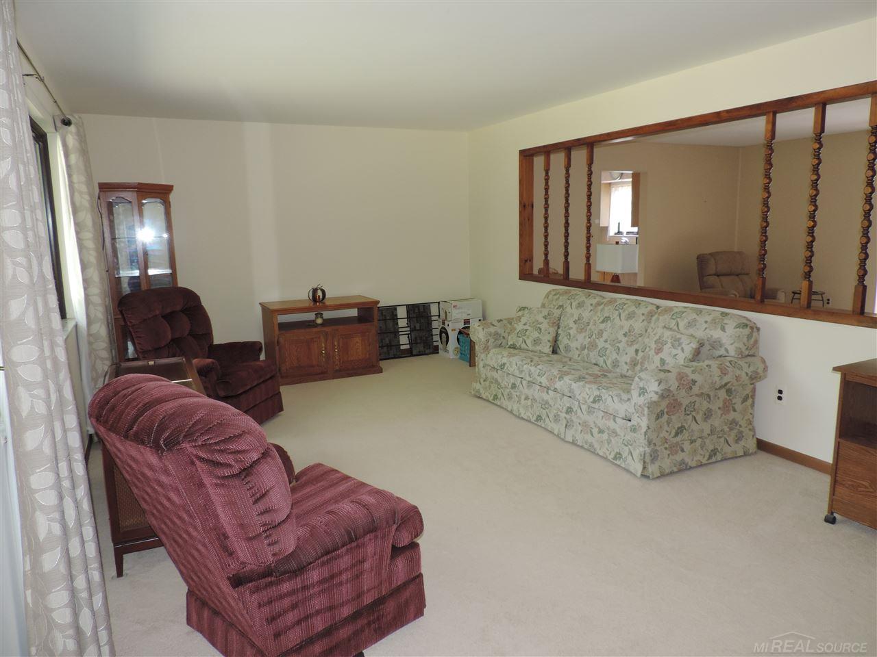 37600 Hobarth Road Chesterfield, MI 48047 - Photo 12 of 32