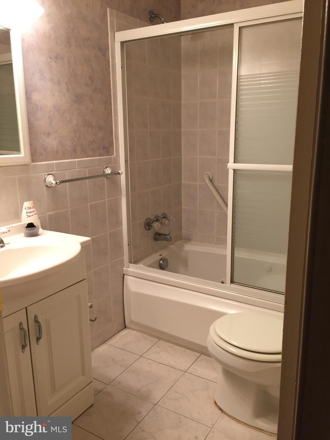 3100 Ellicott Road Beltsville, MD 20705 - Photo 14 of 25 Bath