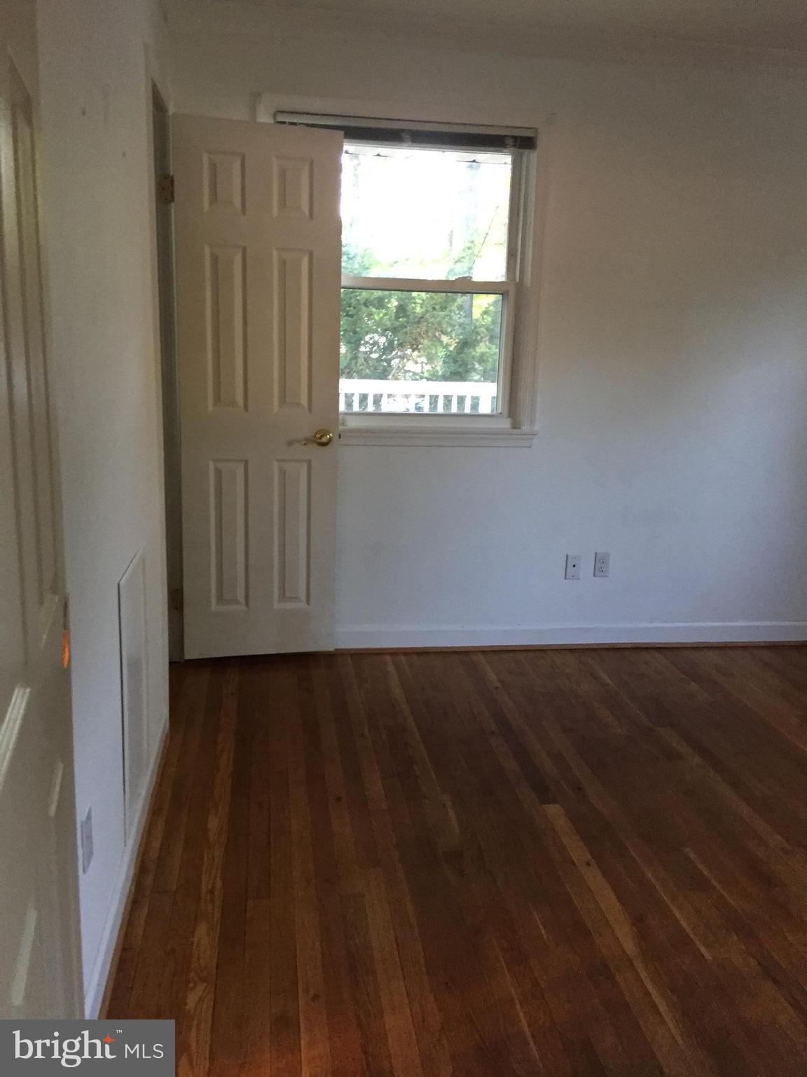 3100 Ellicott Road Beltsville, MD 20705 - Photo 4 of 25 Bath (Master)