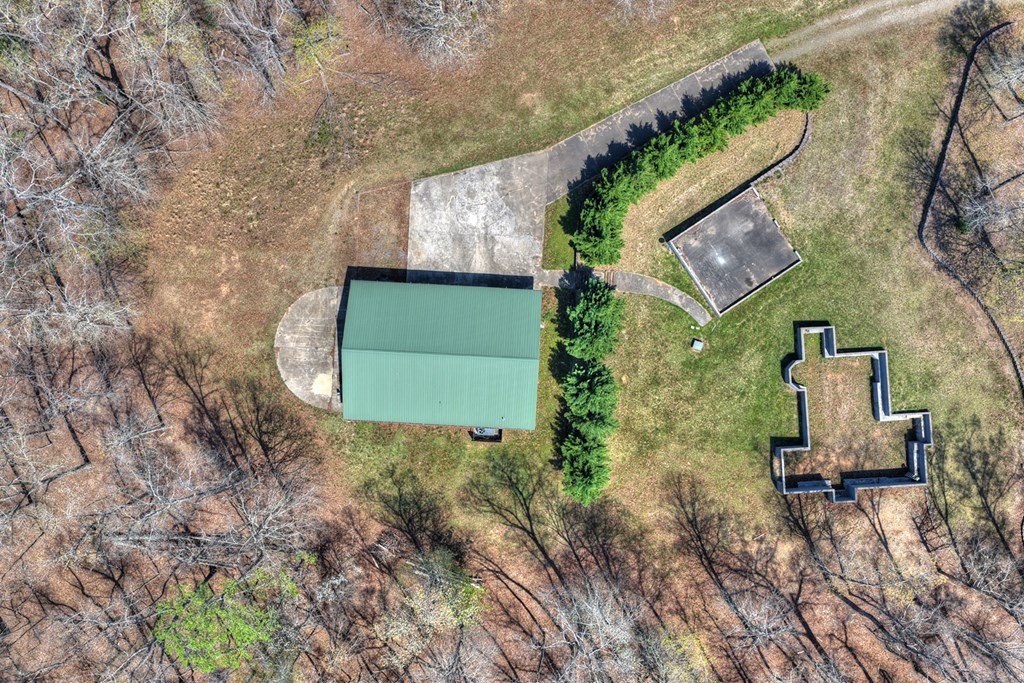 677 Barnes Chapel Road Blue Ridge, GA 30513 - Photo 4 of 40 Gallery Image 4