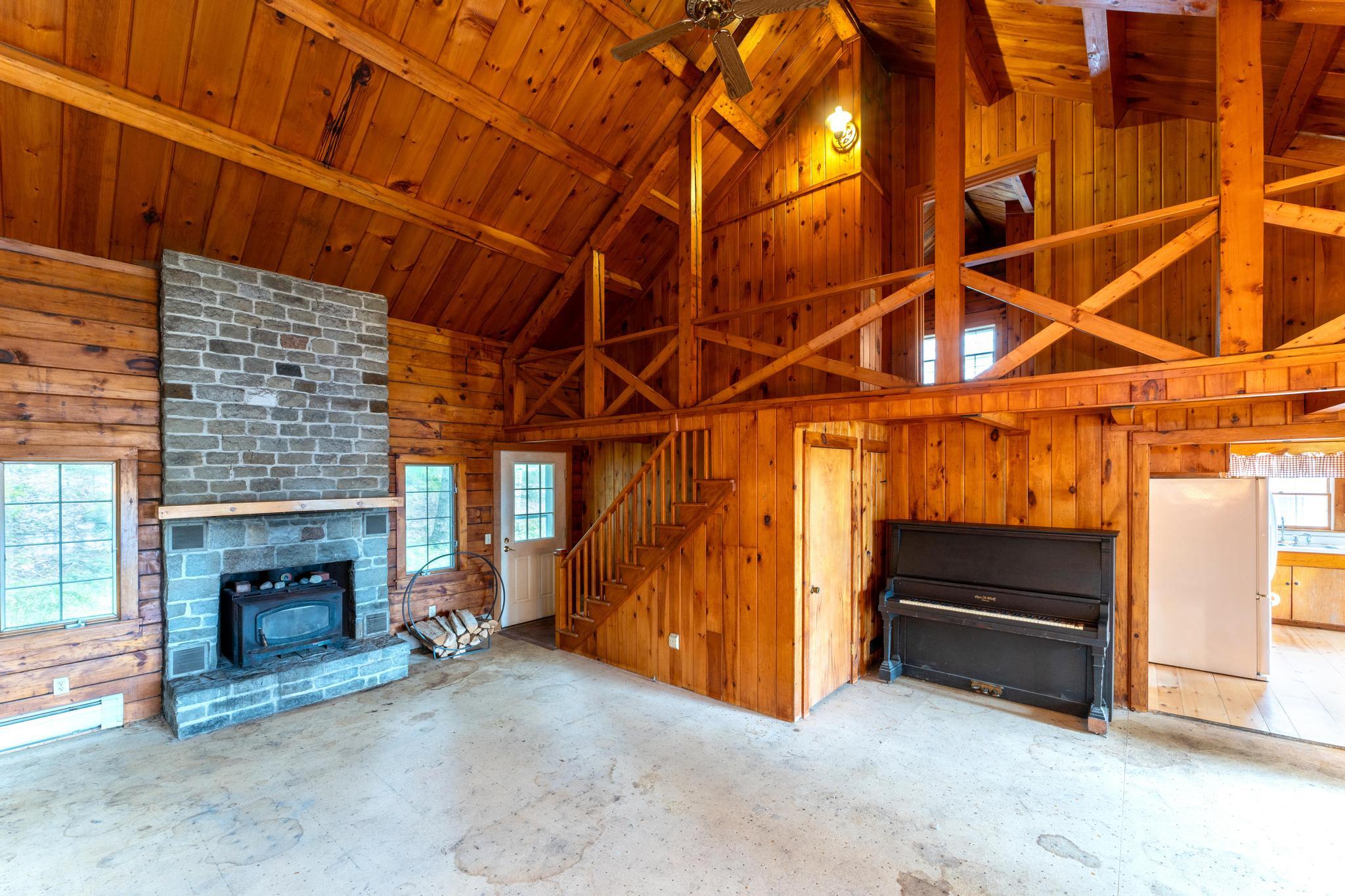 329 East Side Road Sorrento, ME 04677 - Photo 7 of 21 013
