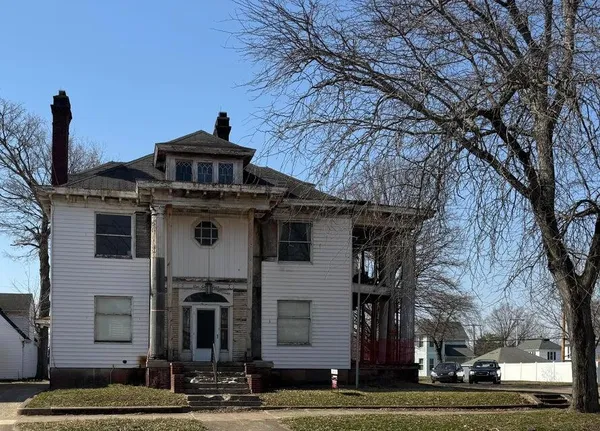 $339,000 | 615 South Court Street, Circleville, OH 43113