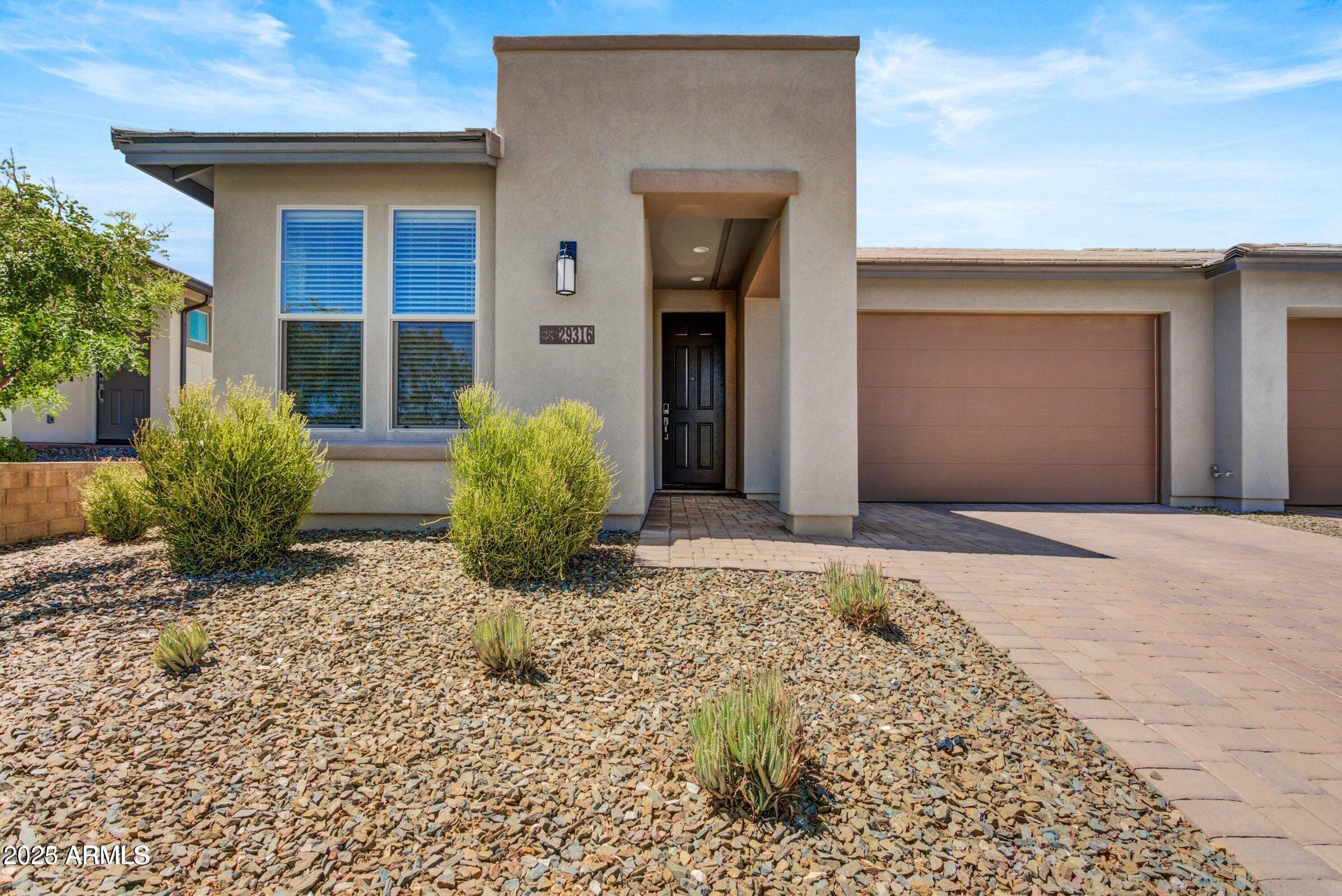29316 North Lone Pine Lane Rio Verde, AZ 85263 - Photo 3 of 53 a view of a backyard of a house