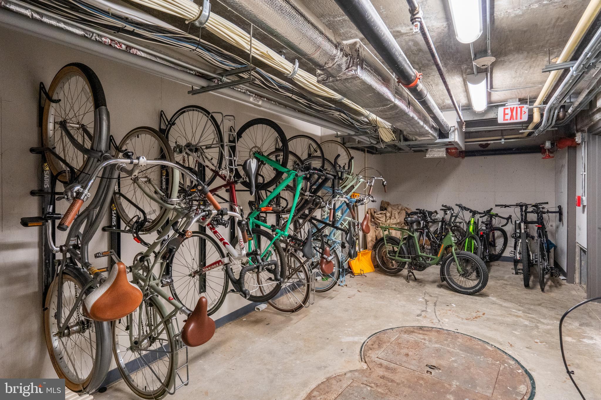 1345 K Street Southeast, Unit 401 Washington, DC 20003 - Photo 27 of 28 a front view of a livingroom with furniture