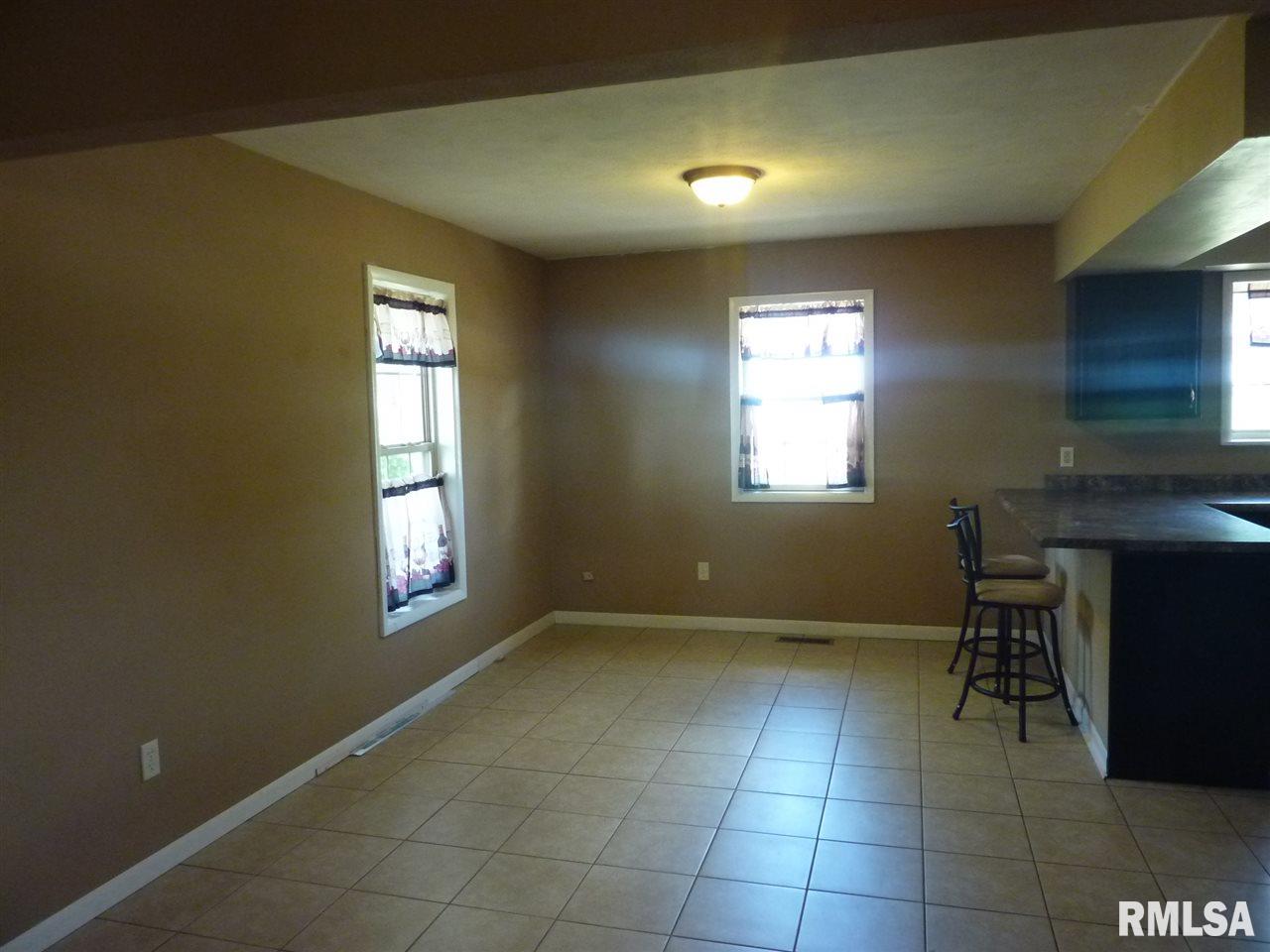 18012 North Cedar Bluff Road Laura, IL 61451 - Photo 8 of 18 Gallery Image 8