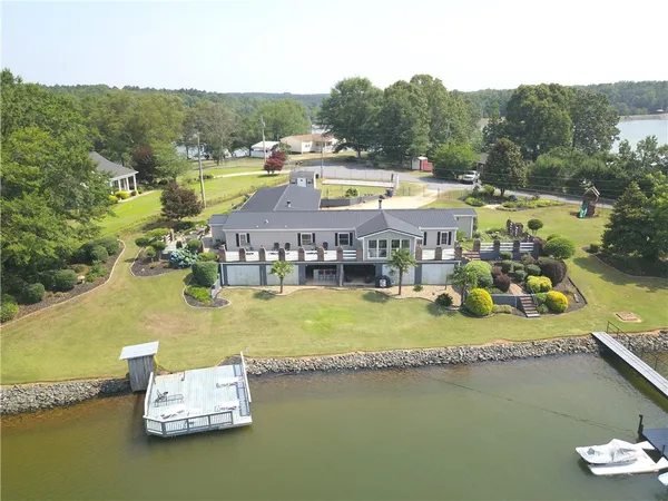 $799,000 | 221 1st Avenue, Iva, SC 29655