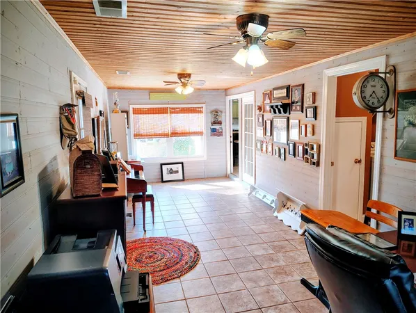 $799,000 | 221 1st Avenue, Iva, SC 29655