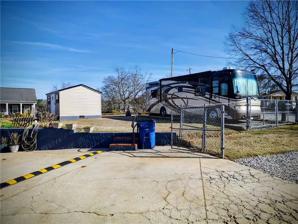 $799,000 | 221 1st Avenue, Iva, SC 29655