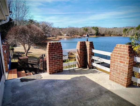 $799,000 | 221 1st Avenue, Iva, SC 29655