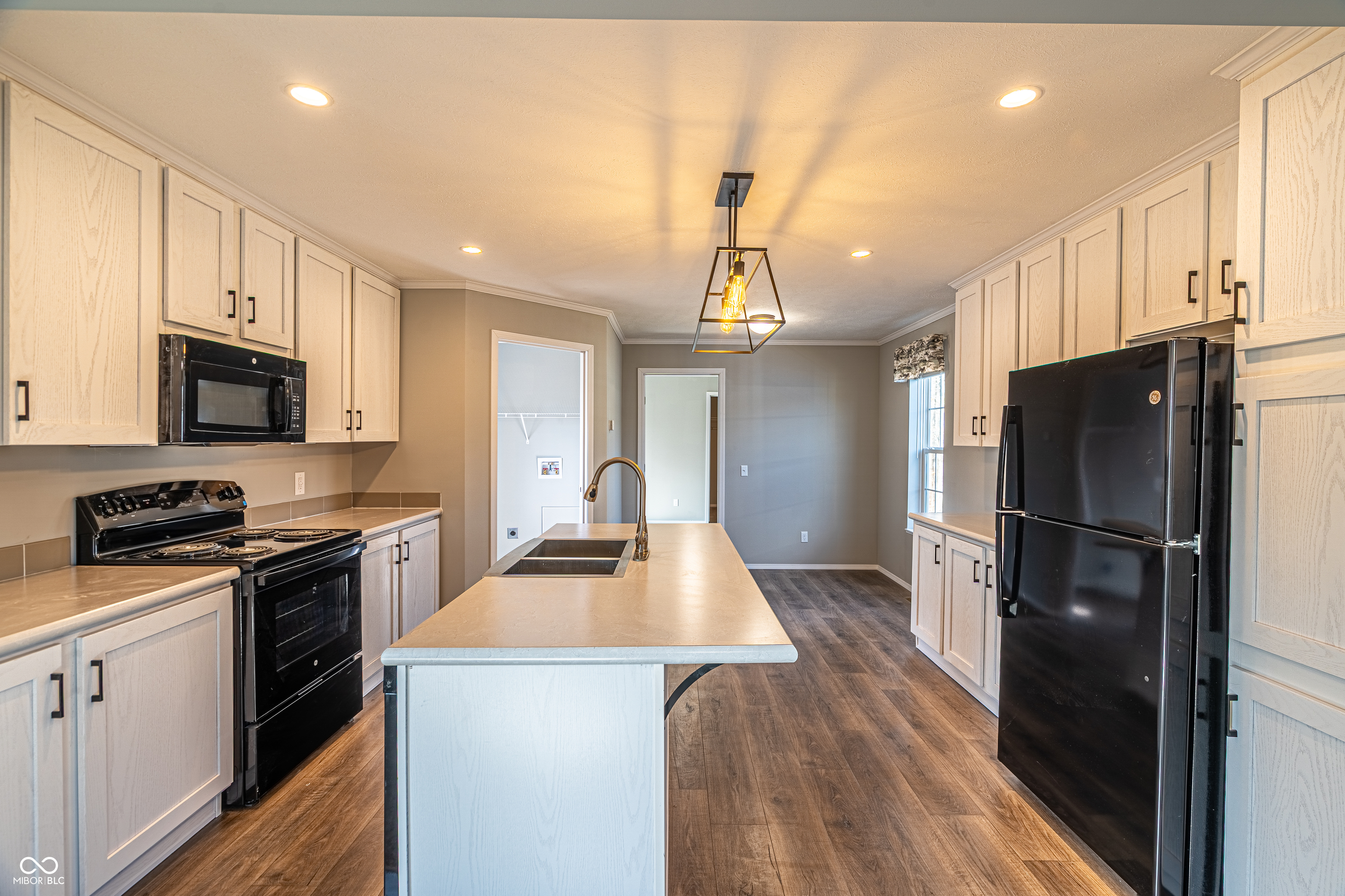 155 Lazy River Road Cloverdale, IN 46120 - Photo 4 of 6