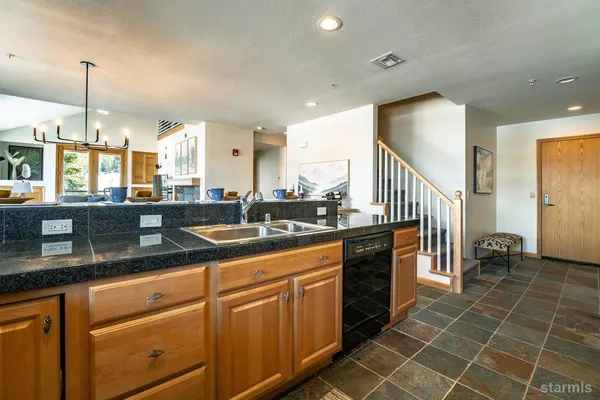 $1,295,000 | 1215 Kirkwood Meadows Drive, Unit 201, Kirkwood, CA 95646