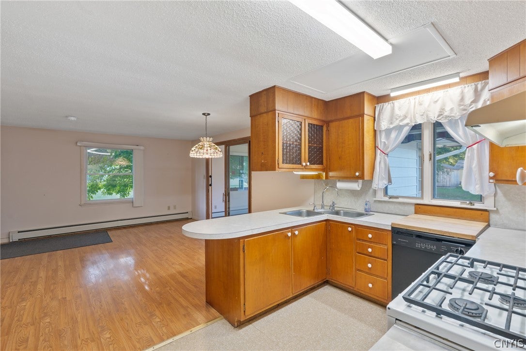 15 Bentley Road Pulaski, NY 13142 - Photo 10 of 45 Gallery Image 10
