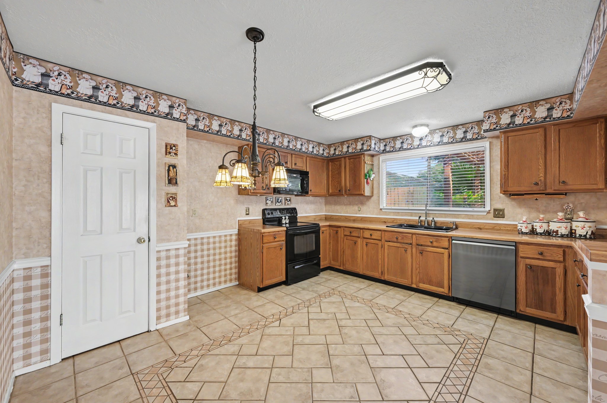 4926 Edinston Place Spring, TX 77388 - Photo 12 of 37 Gallery Image 12