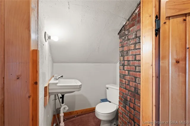 $350,000 | 115 North Harristown Road, Salem, IN 47167