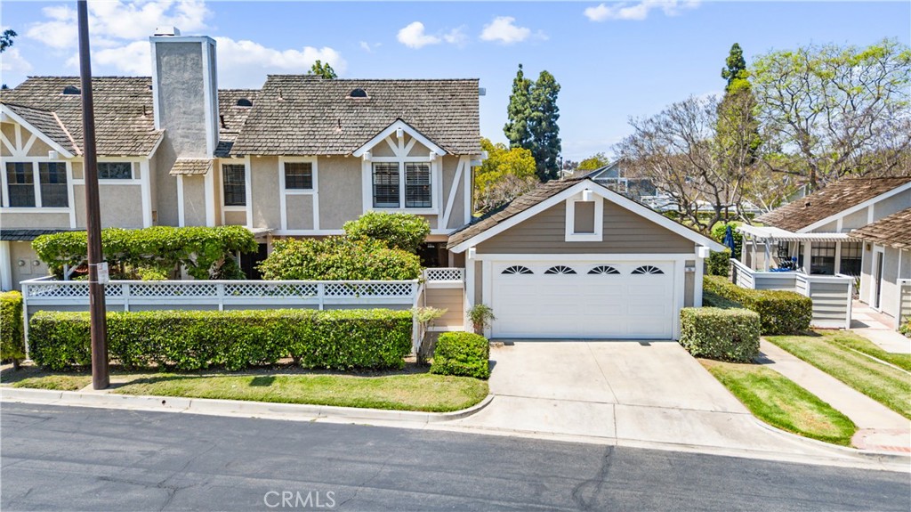 15 Firestone, Unit 4 Irvine, CA 92614 - Photo 49 of 62 15 Firestone: Woodbridge