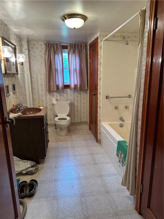 901 Clearfield Road Fenelton, PA 16034 - Photo 16 of 29 Gallery Image 16