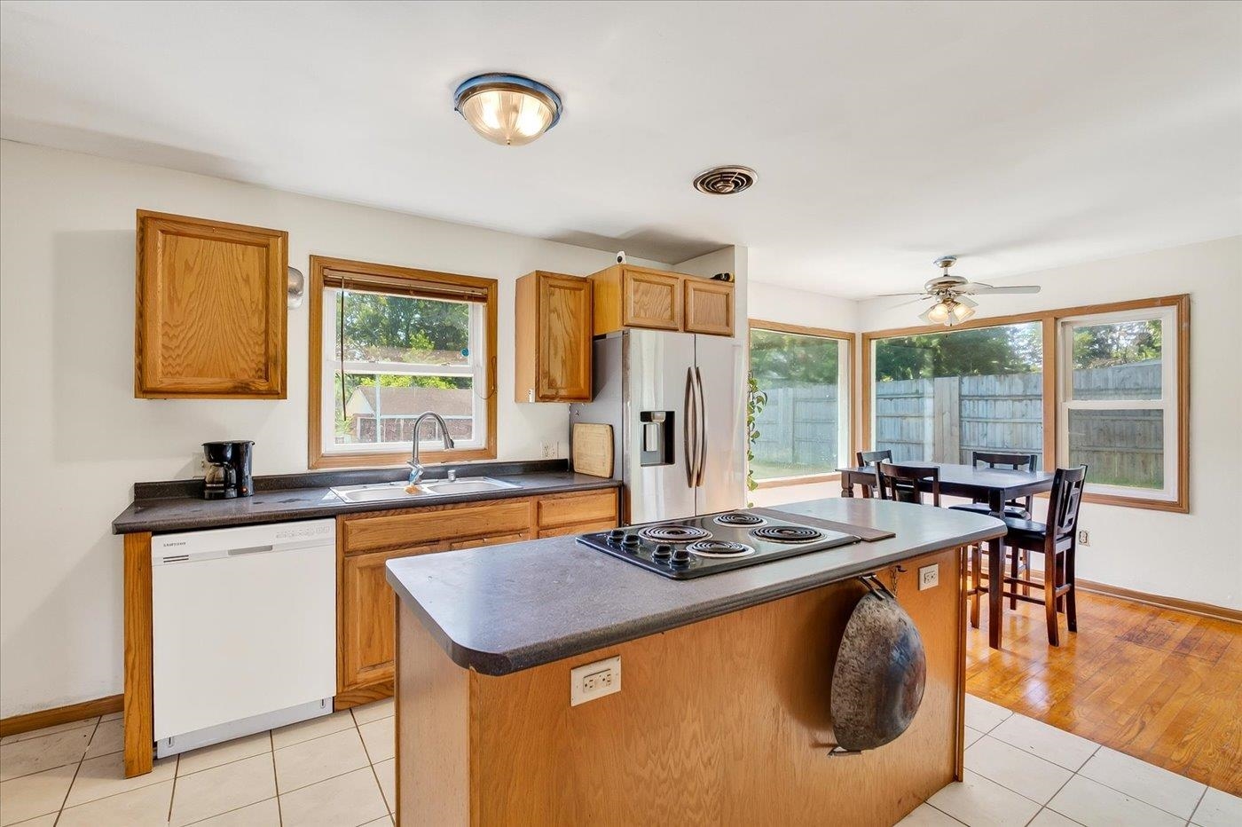 3142 Larsen Road Madison, WI 53711 - Photo 17 of 33
