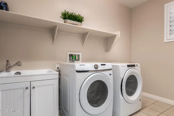 $1,000,000 | 10143 West El Cortez Place, Peoria, AZ 85383