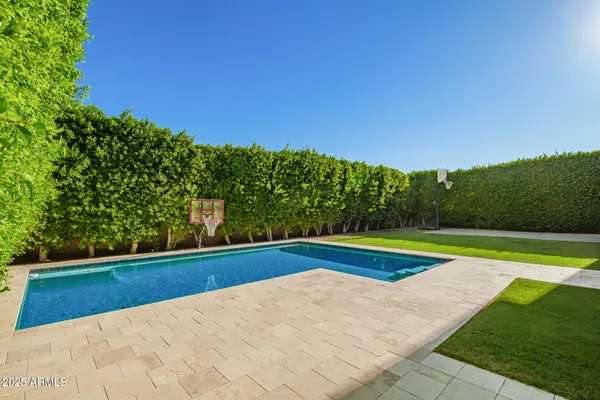 $1,000,000 | 10143 West El Cortez Place, Peoria, AZ 85383