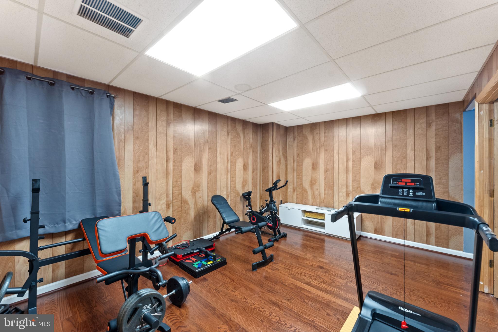 11 Briarstone Lane Gaithersburg, MD 20877 - Photo 29 of 31 a view of a room with gym equipment