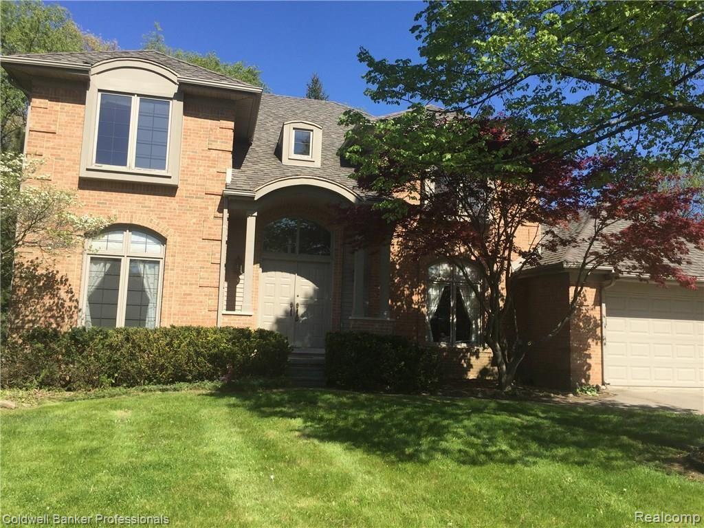 31235 Country Ridge Circle Farmington Hills, MI 48331 - Photo 3 of 32