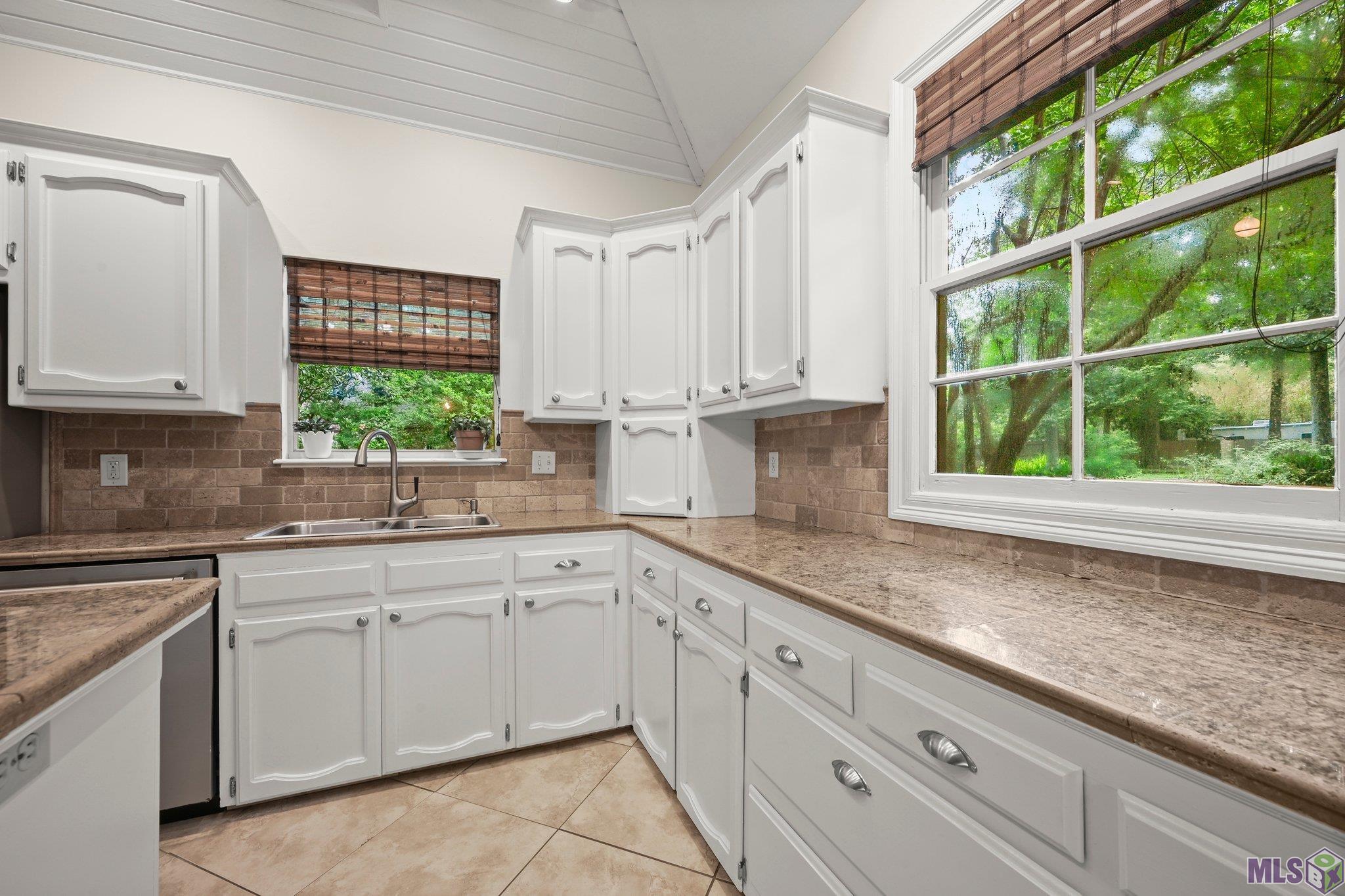 19213 Indian Ridge Avenue Baton Rouge, LA 70817 - Photo 13 of 43 Gallery Image 13