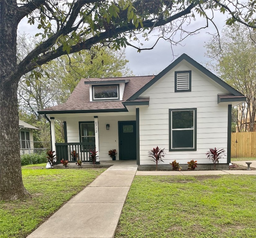 6712 Canal Street Austin, TX 78741 - Photo 1 of 1 a front view of house with yard