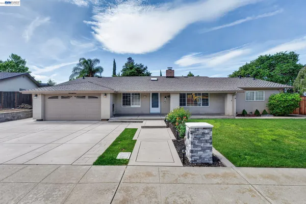 $1,888,888 | 1147 Lomitas Avenue, Livermore, CA 94550