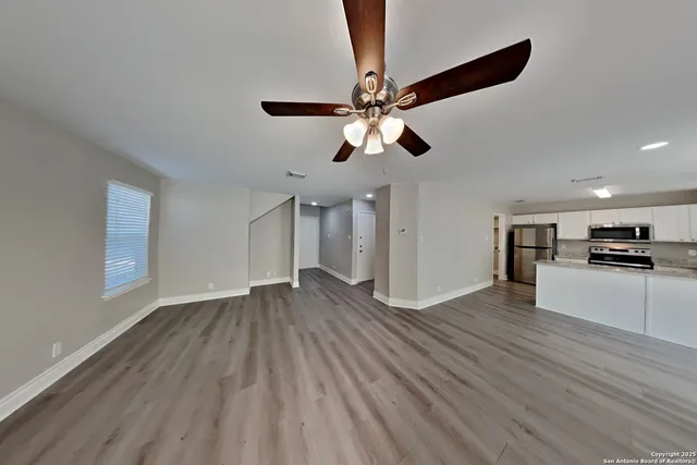 $1,825 | 227 Eagle Pass Drive, New Braunfels, TX 78130