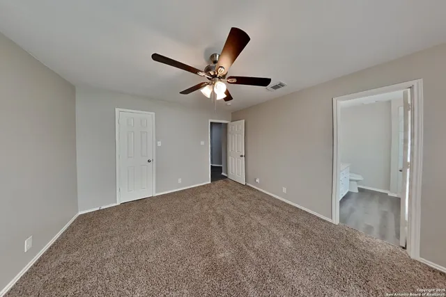 $1,825 | 227 Eagle Pass Drive, New Braunfels, TX 78130