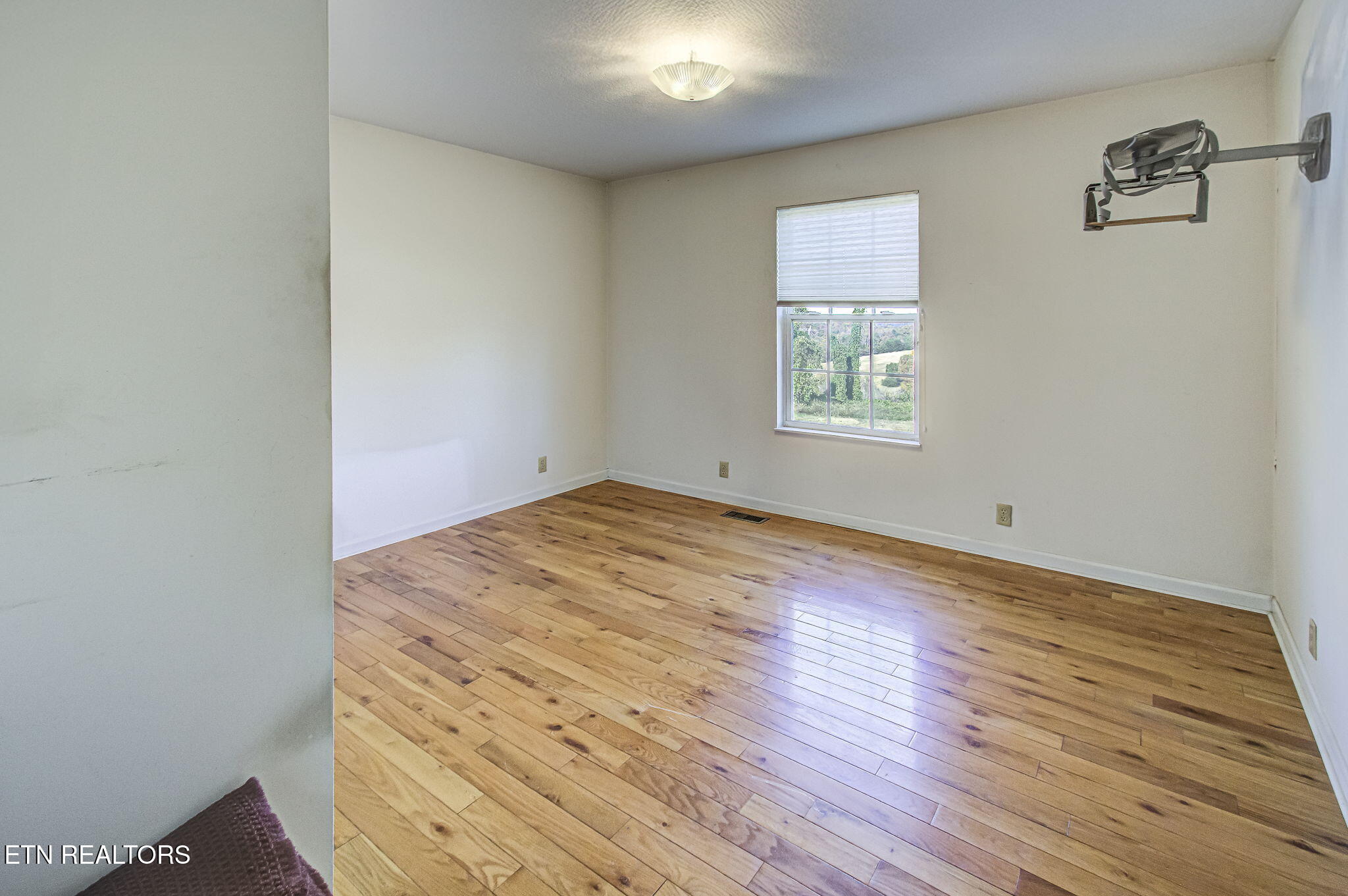 2726 West Old Topside Road Louisville, TN 37777 - Photo 29 of 41 IMG_1417